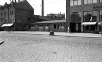 Bild: Behelfsladen um 1950 auf der Kesselsdorfer Straße, RAD IV, SADD Bild Nr. 6.4.40.1-I 8490_00027933, Fotoarchiv des Stadtplanungsamtes